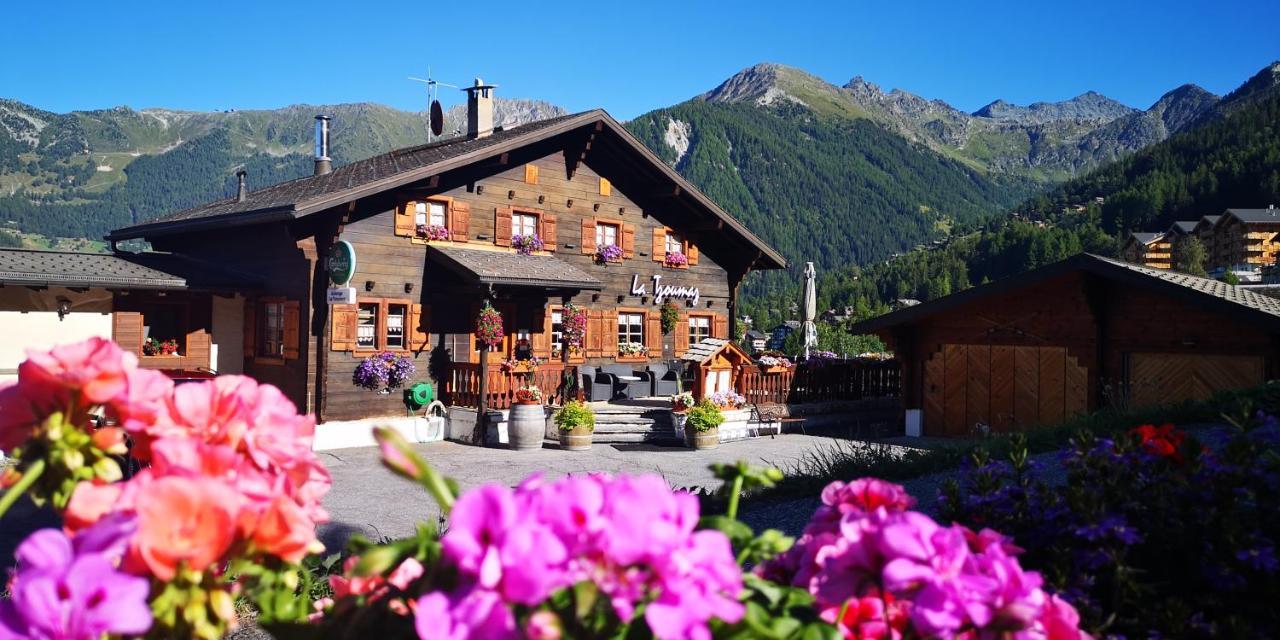 Auberge Ла-Тзумаз Екстер'єр фото