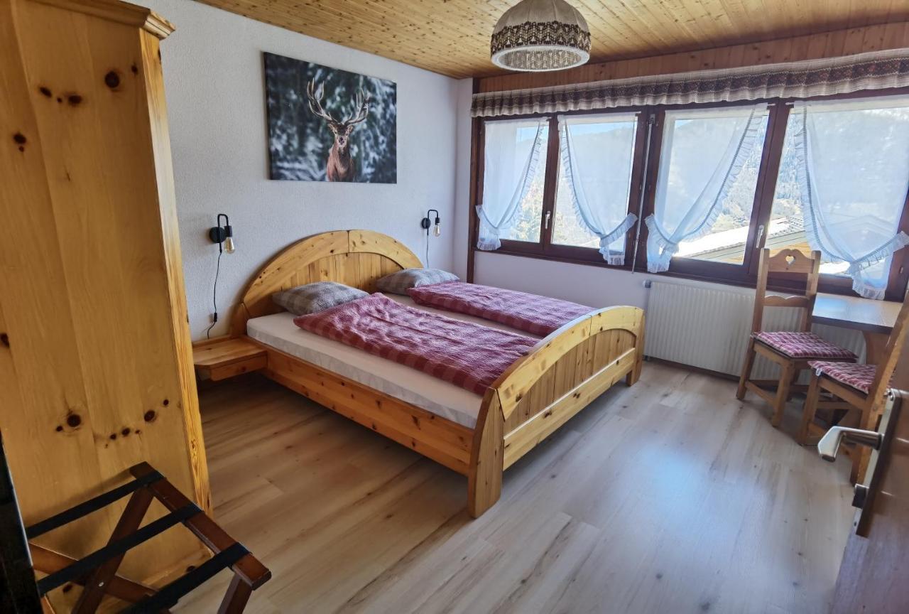 Auberge Ла-Тзумаз Екстер'єр фото
